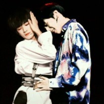 亚洲人妖sarinavalentina爱丽丝快跑破解版 野花视频免费手机版聚会的目的3 电影 第3张